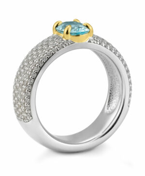 41/06219 375/- Bic Blue Topaz/dia. 1,17 Ct. H/si Ring