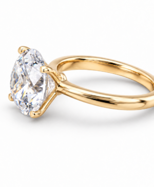 Alternative view of 750/- Yellow Lab Grown Diamond Four Claw Solitaire RBC 1 Pcs - TDW: 4.00ct D/E VVS-VS