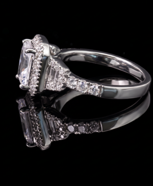750/- White Lab Grown Radiant Trilogy Halo Ring - TDW 2.75ct - Image 2