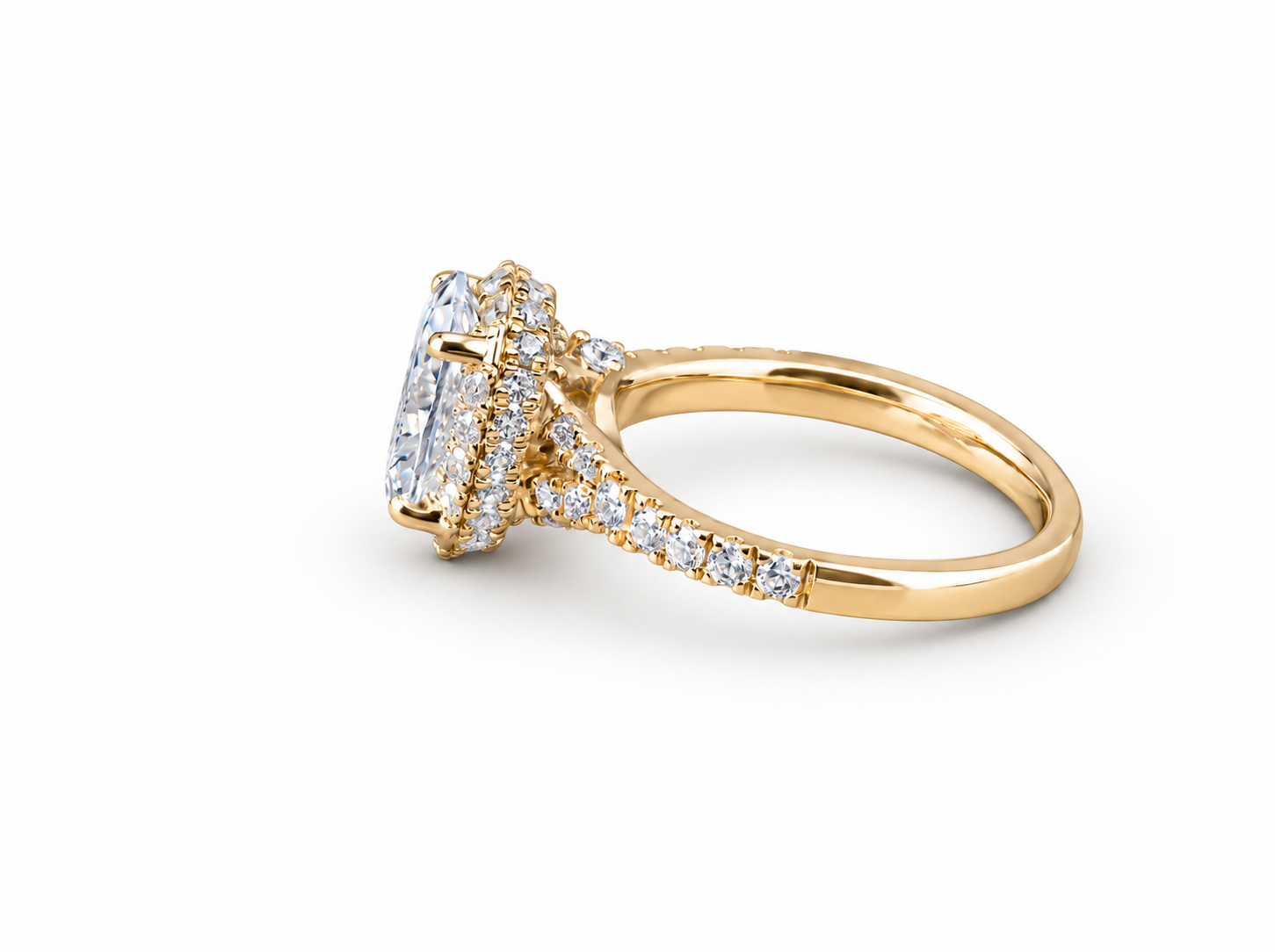 750/- Yellow Lab Grown Oval Halo Engagement Ring - TDW 2.75ct - Image 2