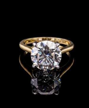 750/- Yellow Band, White Setting 4 Claw RBC Solitaire Engagement Ring 1 Pc - 5.00ct D/E VVS-VS