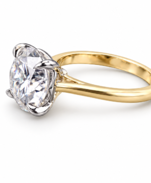 Alternative view of 750/- Yellow Band, White Setting 4 Claw Cushion Cut Solitaire Engagement Ring TDW: 3.65ct D/E VVS-VS