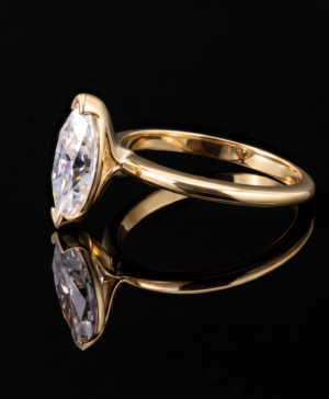 Alternative view of 750/- Yellow Lab Grown Marquise Diamond Solitaire Engagement Ring 1 Pcs TDW: 4.03ct D/E VVS-VS