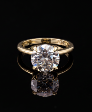 750/- Yellow 4 Claw RBC Lab Grown Diamond Engagement Ring 1 Pcs - TDW: 4.00ct