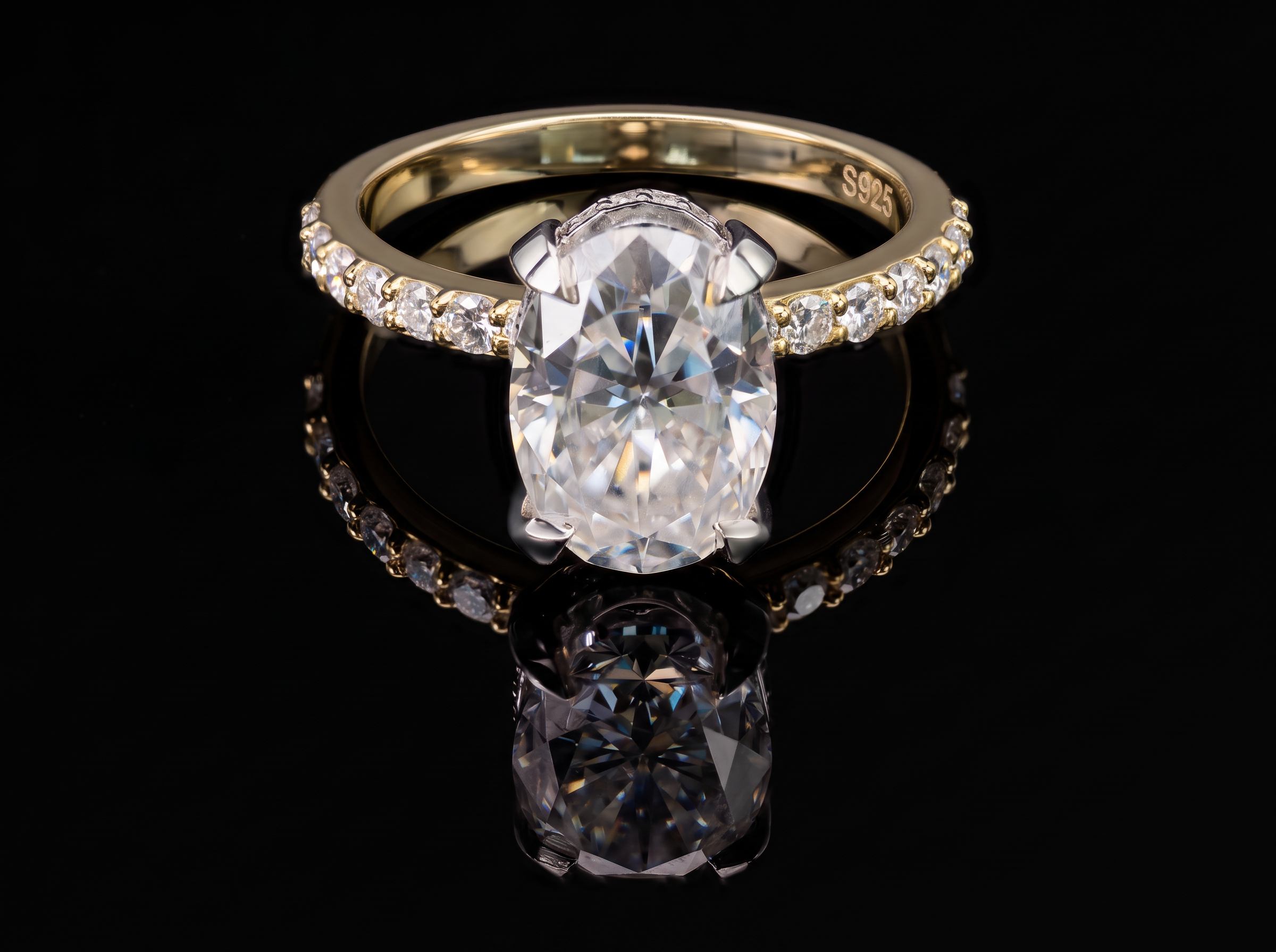750/- Two-Tone Lab Grown Oval Centre With Hidden Halo & Diamonds On The Band - TDW 3.70ct