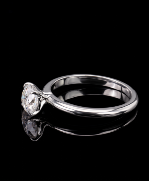 Alternative view of 750/- White Lab Grown 4 Claw Diamond Round Solitaire 1 pcs = TDW: 1.01ct