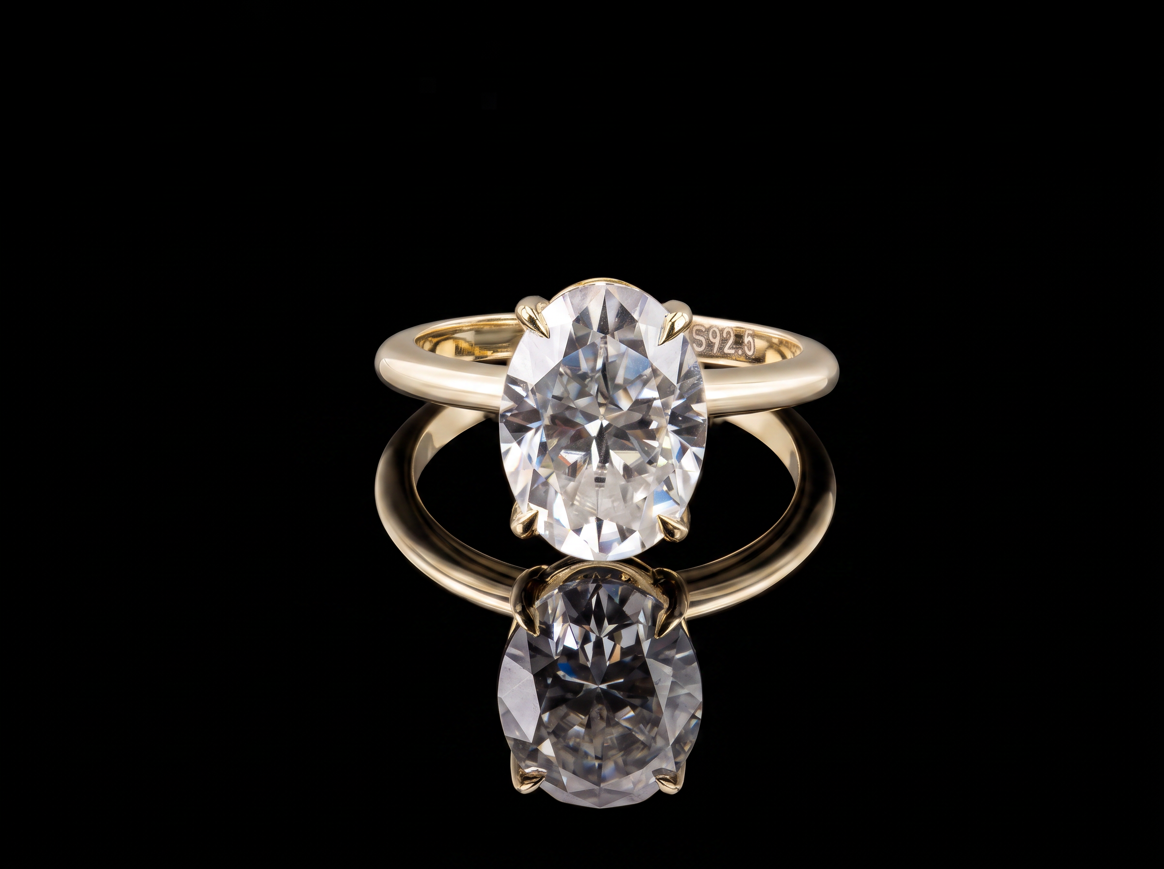 New arrival 081-00777 oval lab-grown diamond solitaire ring
