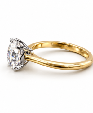 Alternative view of 750/- Yellow Band, White Setting Lab Grown Cushion Cut Diamond 4 Claw Solitaire 1 Pcs - TDW: 2.56ct D/E VVS-VS