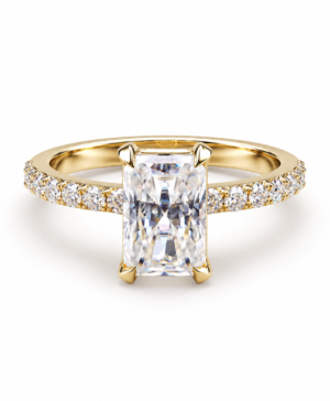 750/- Yellow Lab Grown Diamond Radiant Cut Centre With Hidden Halo & Diamonds On The Band 31 Pcs - TDW: 2.36ct - Radiant Centre 1.88ct Hidden Halo: 16 Pcs - 0.07ct Diamonds On Band - 14 - 0.41ct D/E VS