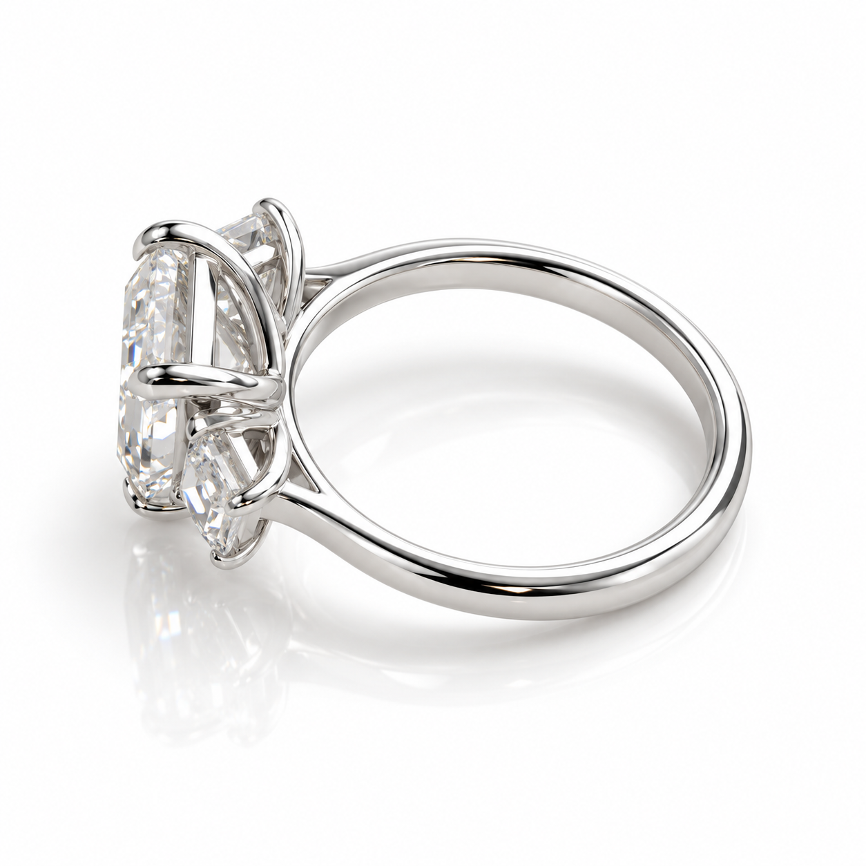 750/- White Band, White Setting Lab Grown Emerald Cut Centre With Step-Cut Trapezoid Each Side 3 Pcs Tdw: 5.00Ct Centre Emerald 4.00Ct 2 * Side Trapezoid Tdw: 1.00Ct E VVS - Image 2