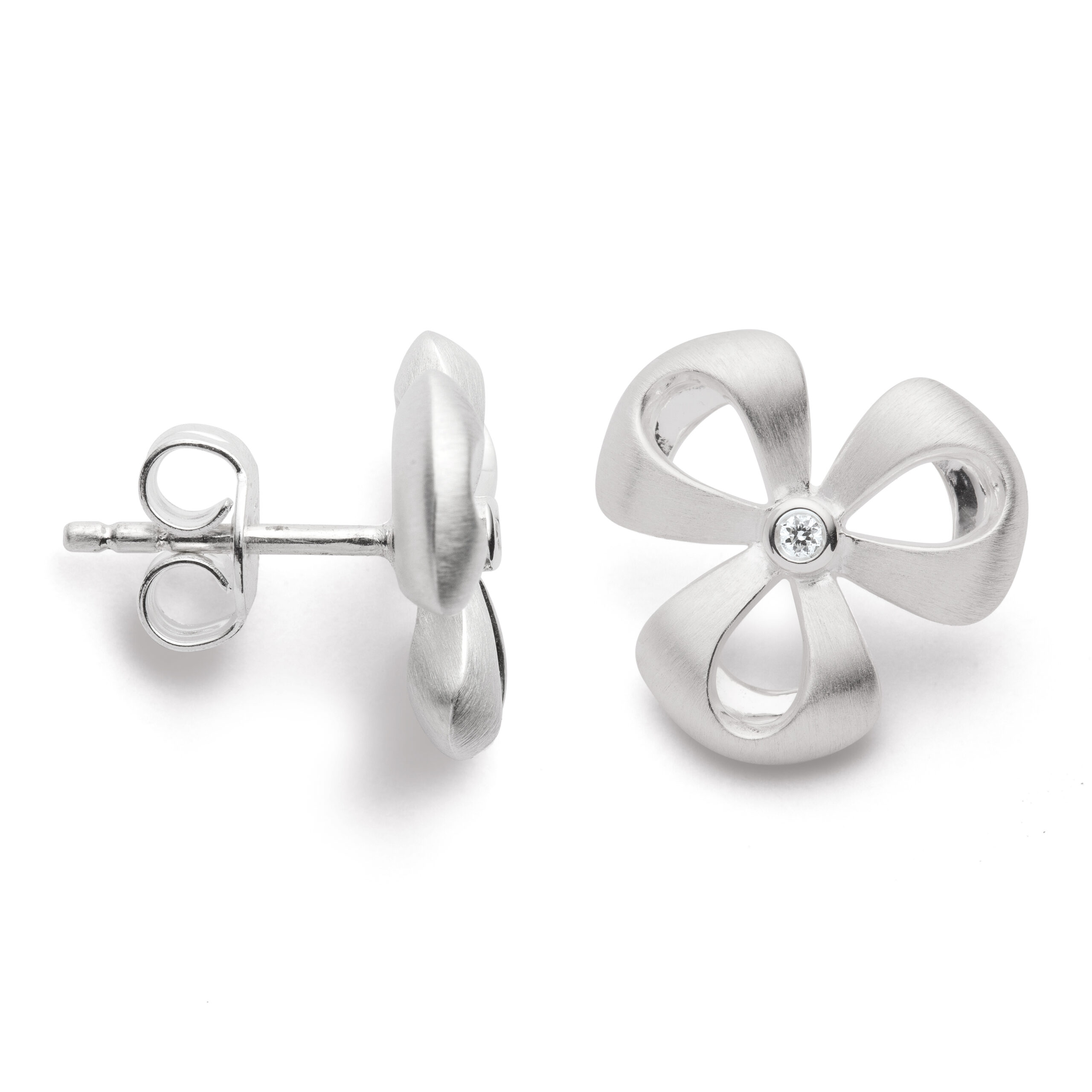 24280 – 925/ - Earrings matte/shiny, DIA. 0.02CT