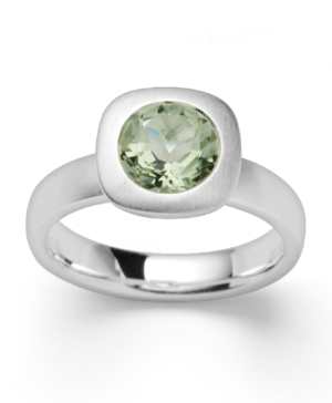 2580054 – 925/- Ring matte, light green amethyst 1.47ct