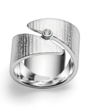 2800056 – 925/- Ring matte/brushed, blue topaz 0.12ct