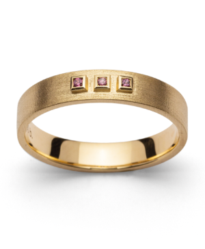 37805 – 750/- Ring matte/brushed, rhodolite 0.03ct