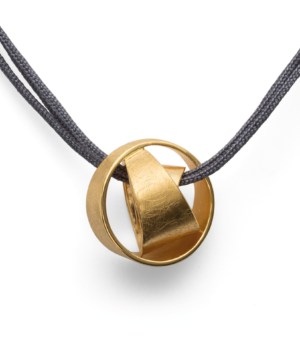 38320 – 925/- Pendant, brushed gold
