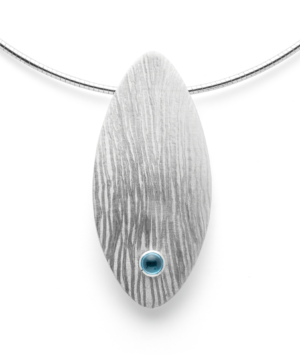 38700 – 925/- Pendant matte/brushed/shiny blue topaz 0.83ct