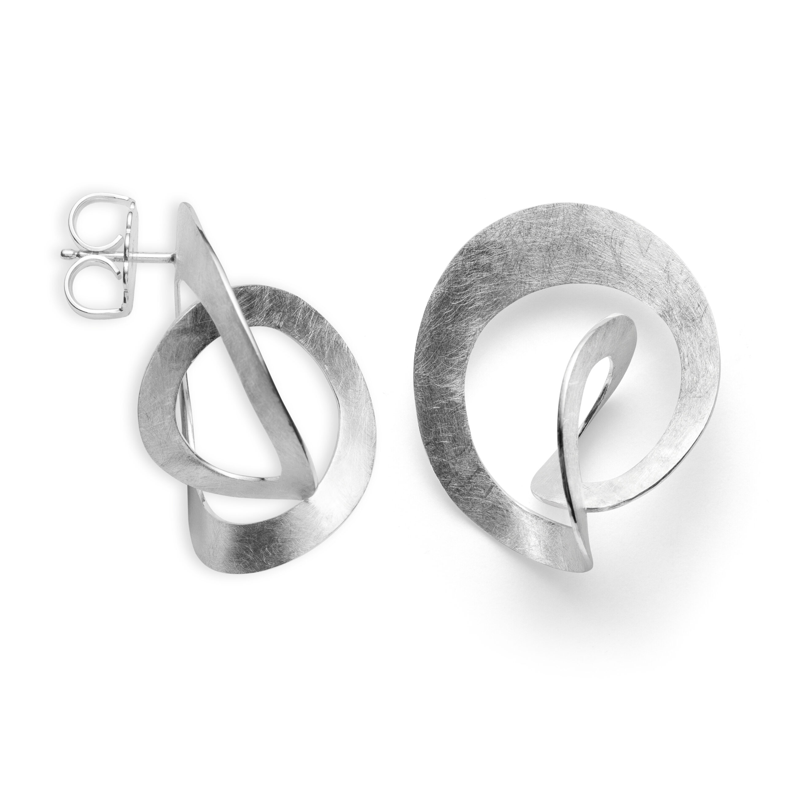 39881 – 925/- Earrings, rho. brushed