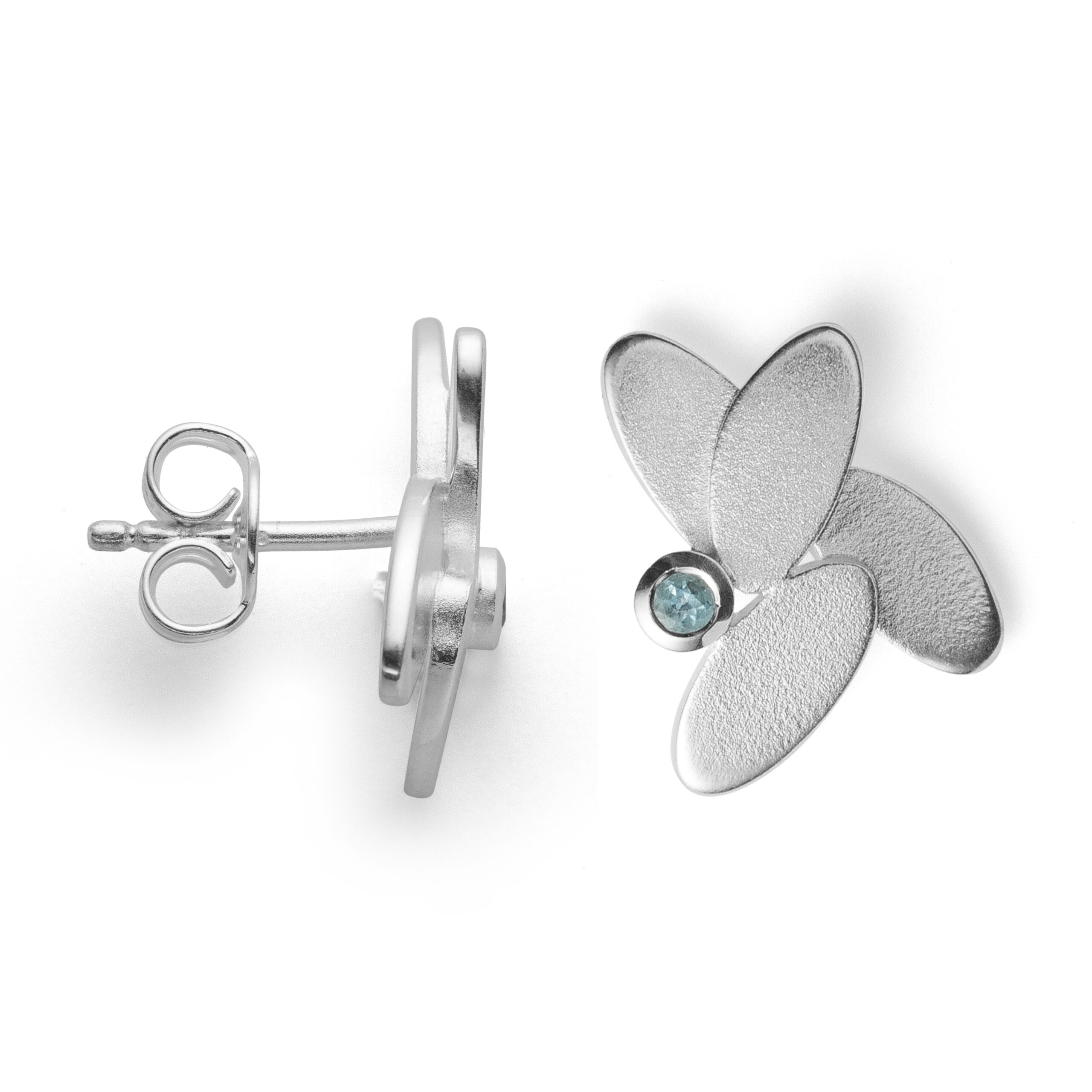 40370 – 925/- Earrings sandblasted, blue topaz 0.09ct