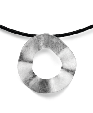 40790 – 925/- Pendant brushed