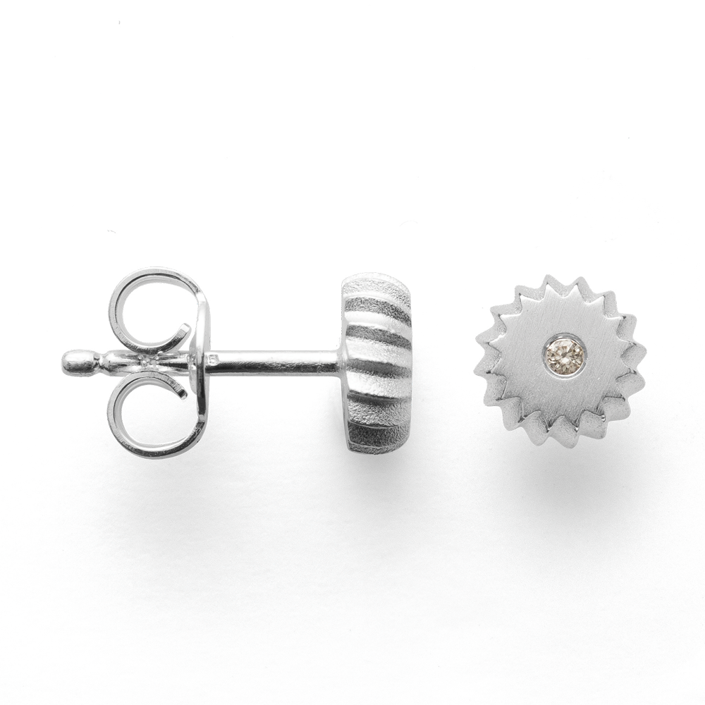41940 – 925/- Earrings matte br 0.02ct W-SI