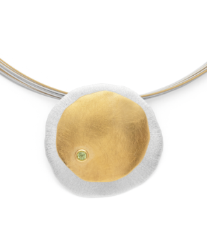 43390 – 925/- Pendant, partly matte/brushed, peridot 0.13