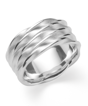 4527052 – 925/- Ring specially structured