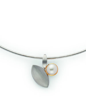 48331 – 925/- Pendant, partially colored, rho. matte, cultured 2.5ct
