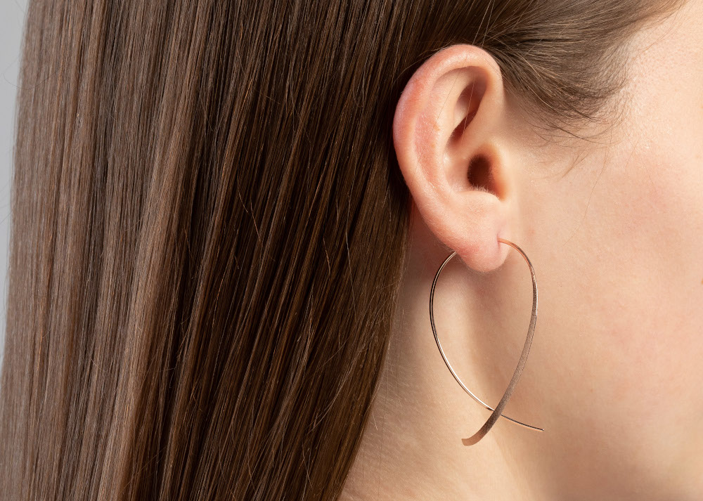 20431 – 925/- earring, matte rho. - Image 2